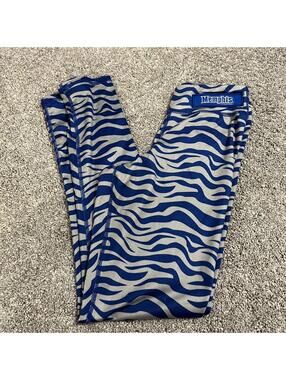 Zoozatz Girl's Youth University of Memphis Girls Tigers Leggings size Large